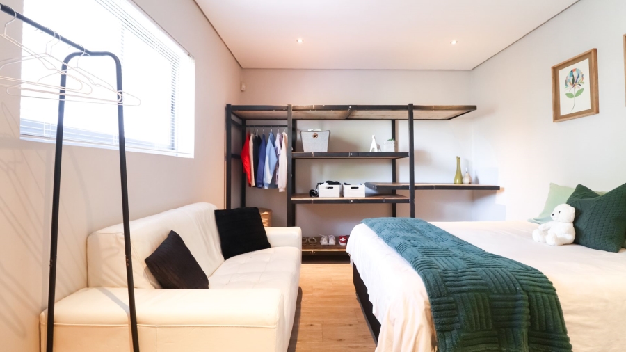 5 Bedroom Property for Sale in Humerail Eastern Cape